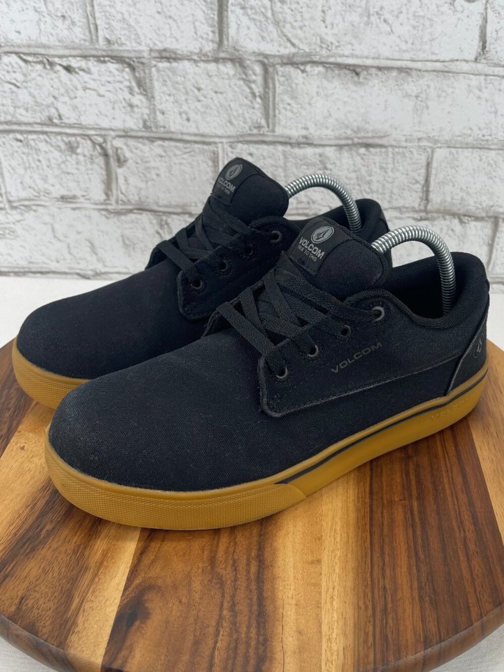 Volcom True Black Gum Composite Toe Work Shoes Mens Sz. 8 W Wide VM30117